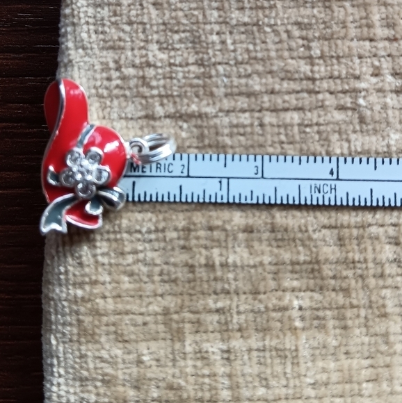 Silver Red Hat Charm - Picture 4 of 7